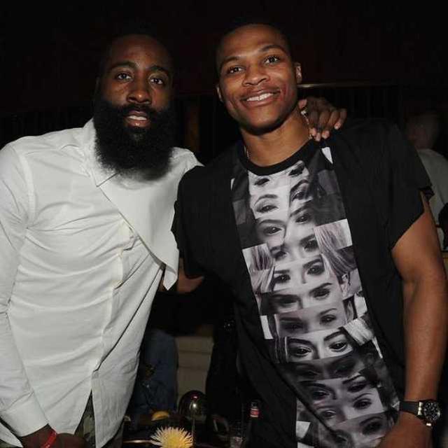 着眼未来，每体：巴萨正在关注阿根廷U17小将托马斯-马尔蒂斯（瞄准未来，《每体》称巴萨正在追踪阿根廷U17新星托马斯-马尔蒂斯）