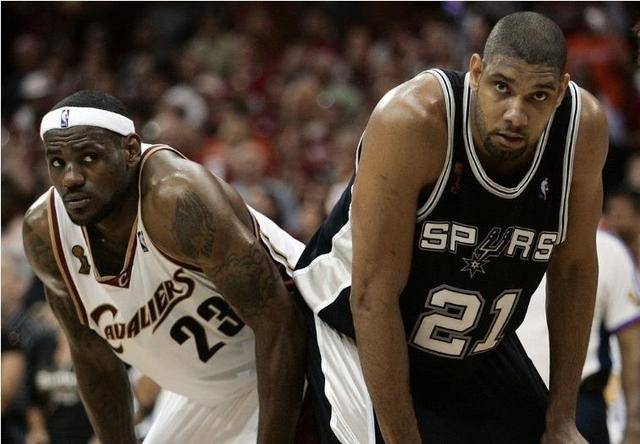 NBA杯战报：东契奇35+11，湖人129-119击败独行侠（NBA季中赛快讯：东契奇35+11，湖人129-119力克独行侠）