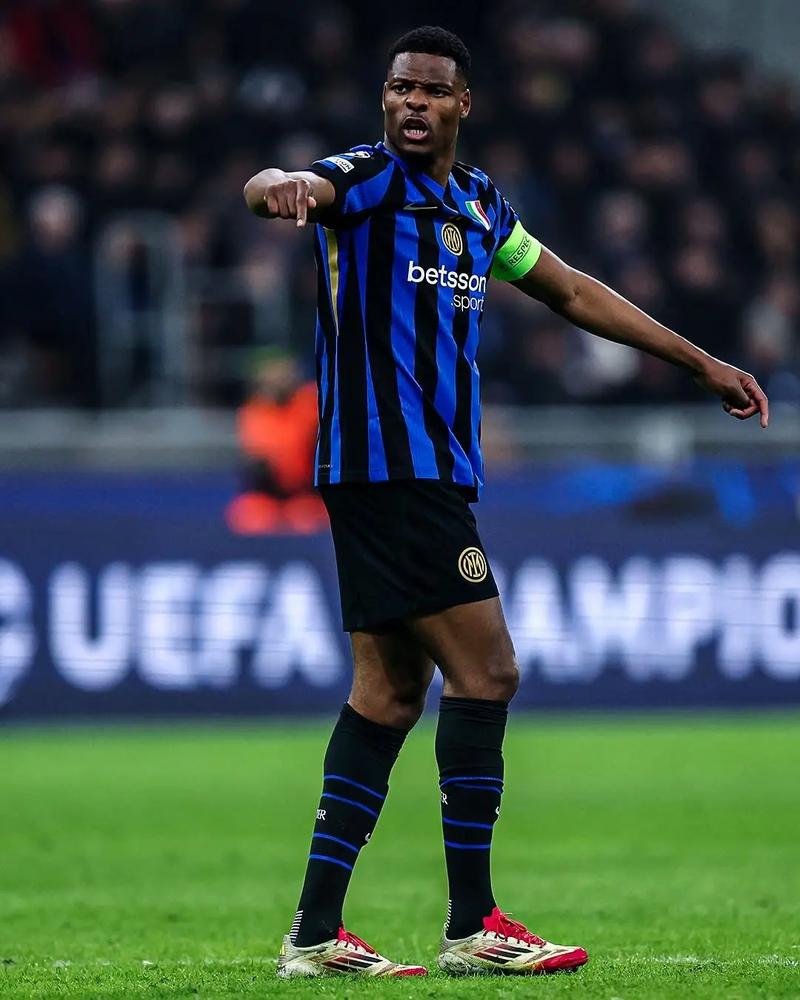 重穿球鞋，前皇马后卫科恩特朗准备参加国王联赛