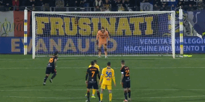 半场战报：乌迪内斯0-0博洛尼亚