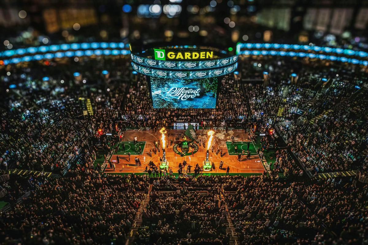 意大利11月名单：多纳鲁马领衔，里奇、斯卡马卡、早安哥回归（意大利11月大名单出炉：多纳鲁马压阵，里奇、斯卡马卡、早安哥重返国家队）