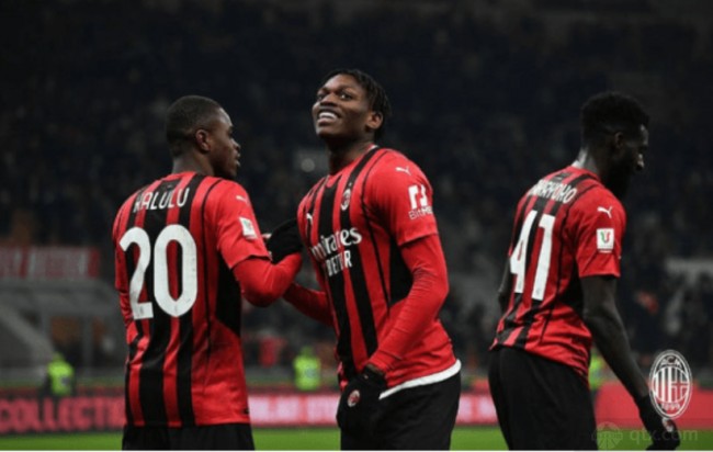 帕尔马主帅：比萨反击表现很突出，我们必须以谦逊的态度应对（帕尔马主帅警惕：比萨反击犀利，我们需以谦卑迎战）