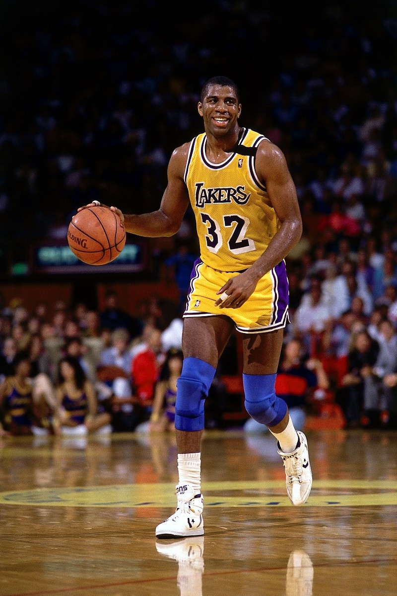 文班亚马+字母哥！13岁天才新星引热议：身高2米11技术全面