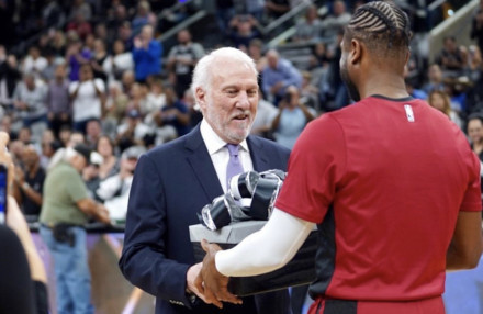 能够在客场 能够在客场